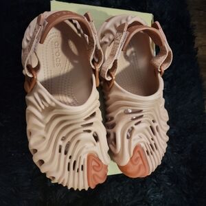 Salehe Pollex Crocs- Pale Blush